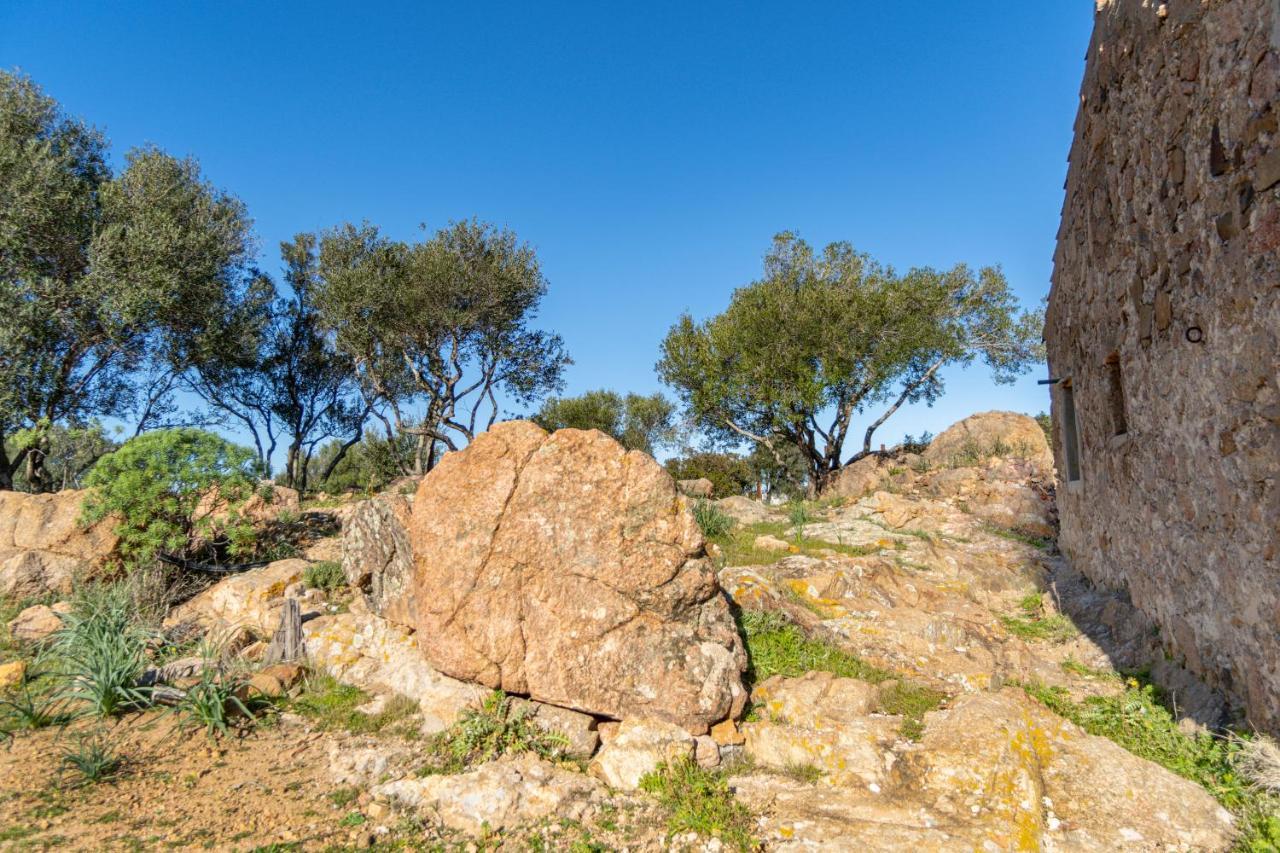 Le Case Di Mara - Appartamenti Tipici "Stazzo Giovannareddu" Porto San Paolo  Zewnętrze zdjęcie