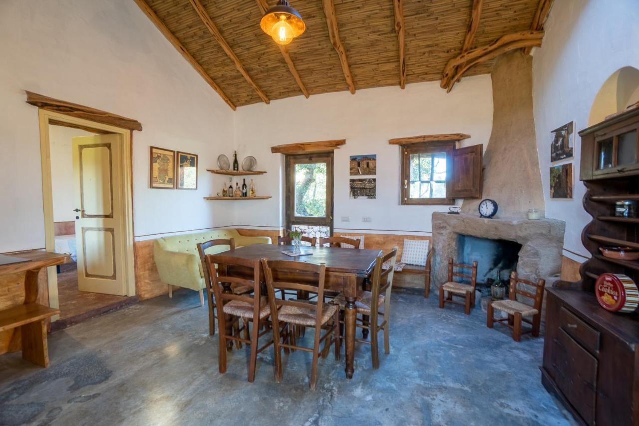 Le Case Di Mara - Appartamenti Tipici "Stazzo Giovannareddu" Porto San Paolo  Zewnętrze zdjęcie